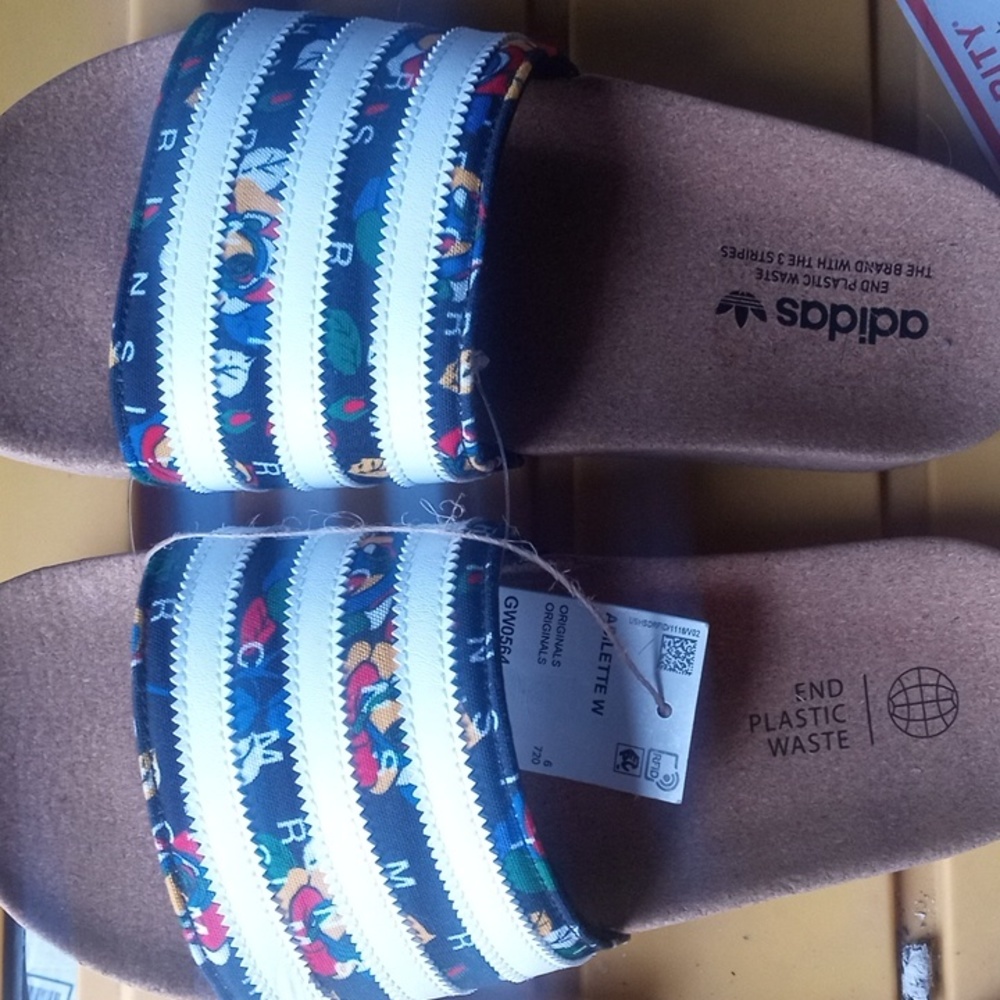 NWT Adidas Slides - Picture 3 of 4